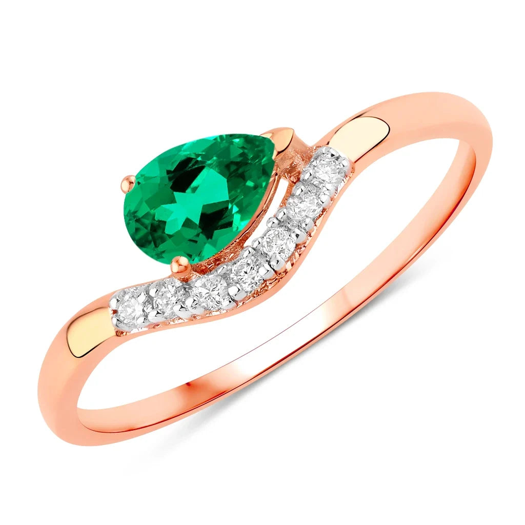 Pear Cut Diamond Wave Ring