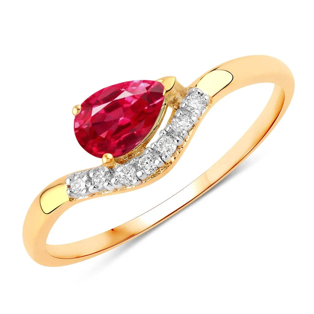 Pear Cut Diamond Wave Ring
